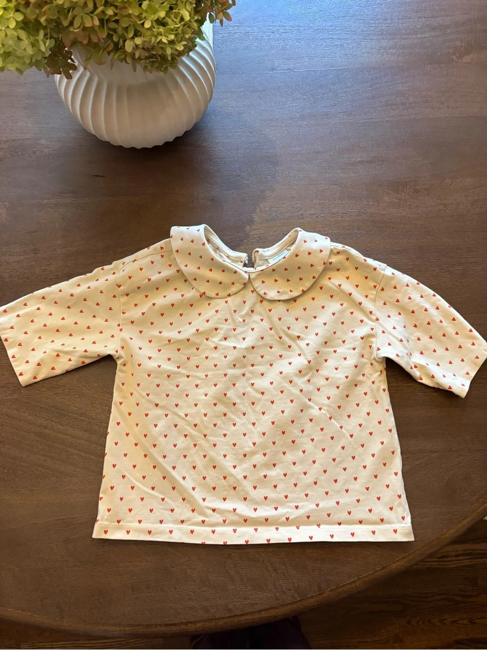 Hanna Andersson Cream Tee with Red Heart Print and Peter Pan Collar